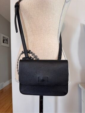 Melrose and Market Black Crossbody Leather Shoulder Bag Carrie Wos